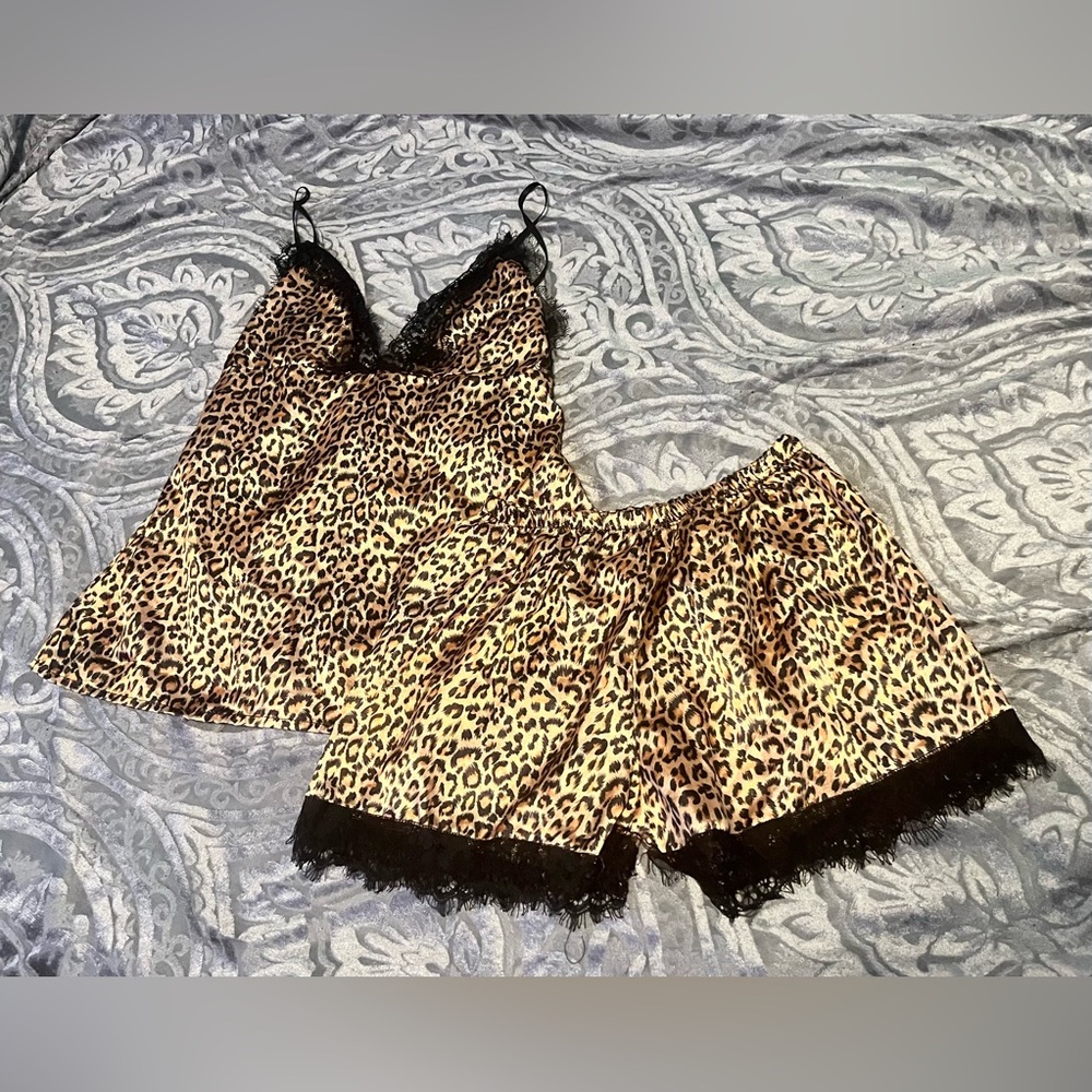 Ladies Pajama Set